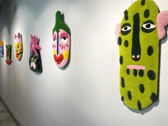 Moona Saul "Nägu näo taga / A Face Behind a Face"